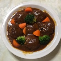 デミグラスソースのハンバーグ